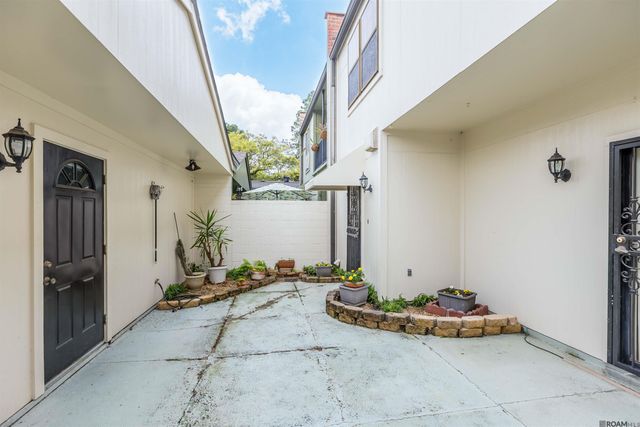 1927 W Magna Carta Dr, Baton Rouge, LA 70815