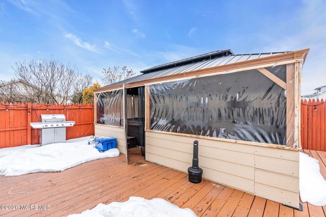 824 5th Street, Union Beach, NJ 07735