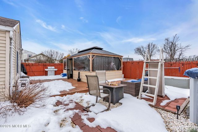 824 5th Street, Union Beach, NJ 07735