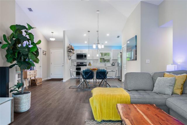 102 BEAUFORD LANE, Palm Coast, FL 32137