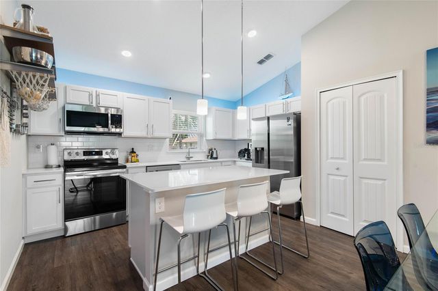 102 BEAUFORD LANE, Palm Coast, FL 32137