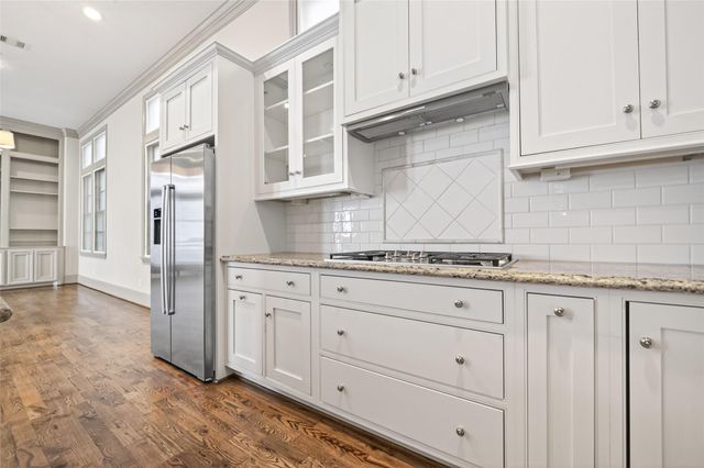 308 W Bell Street, Houston, TX 77019