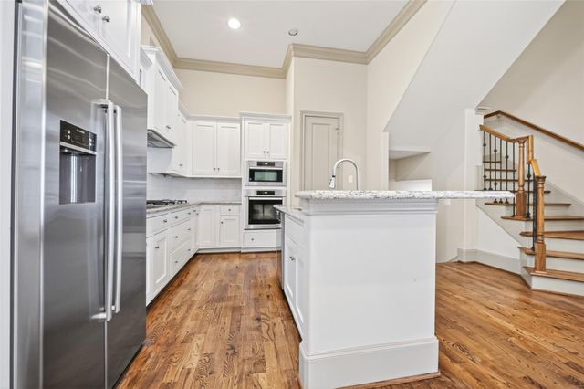 308 W Bell Street, Houston, TX 77019