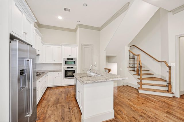 308 W Bell Street, Houston, TX 77019