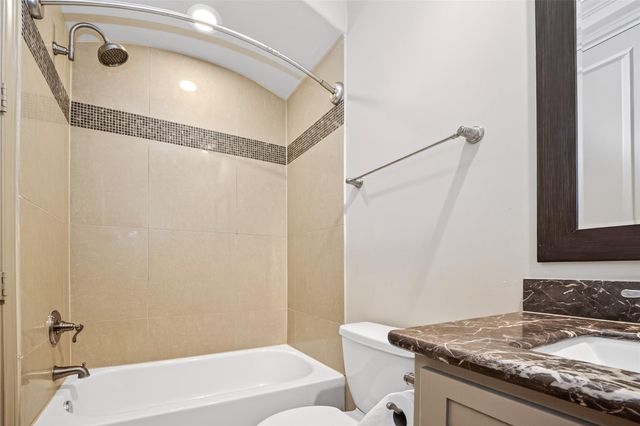 308 W Bell Street, Houston, TX 77019