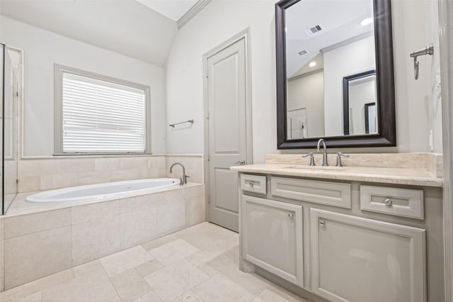 308 W Bell Street, Houston, TX 77019