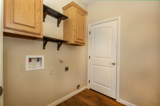 700 E Bullock Street, Denison, TX 75021