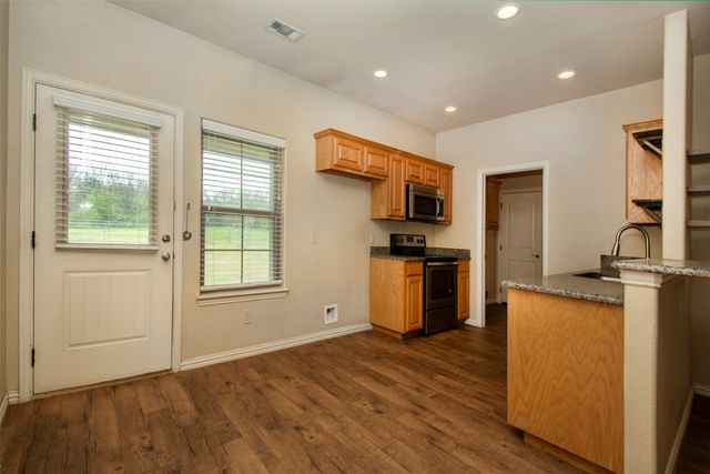 700 E Bullock Street, Denison, TX 75021
