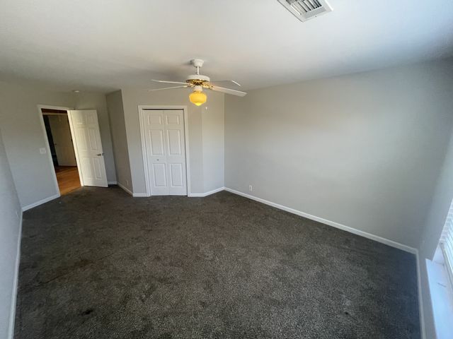 7924 Harpeth View Dr, Nashville, TN 37221