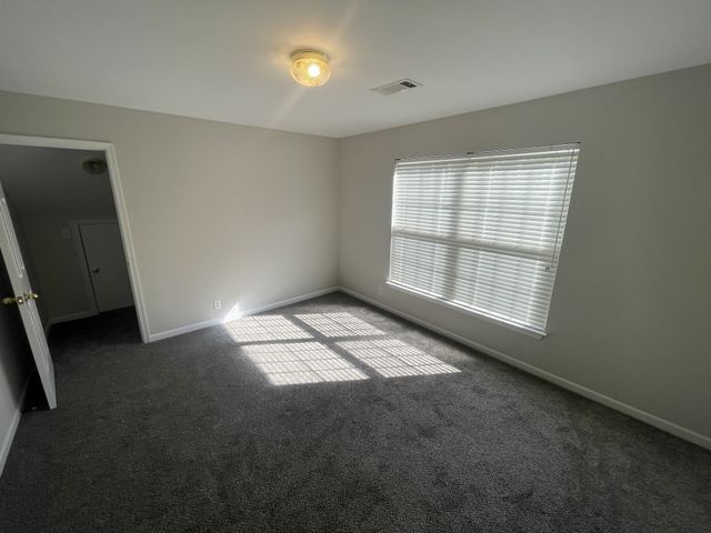 7924 Harpeth View Dr, Nashville, TN 37221