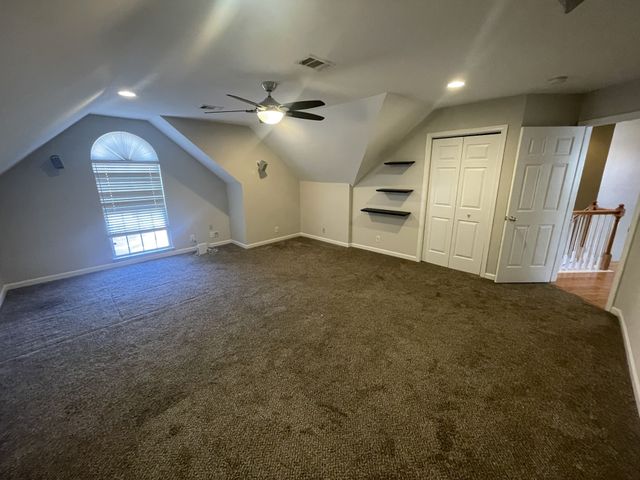 7924 Harpeth View Dr, Nashville, TN 37221