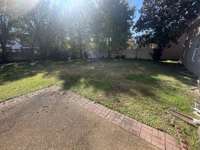 7924 Harpeth View Dr, Nashville, TN 37221