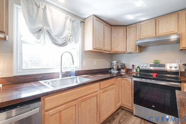 16544 Old Ridge Rd, Montpelier, VA 23192