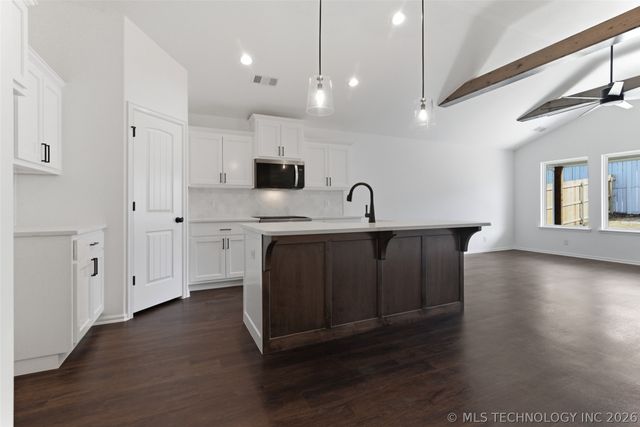 11408 E 93rd Place N, Owasso, OK 74055