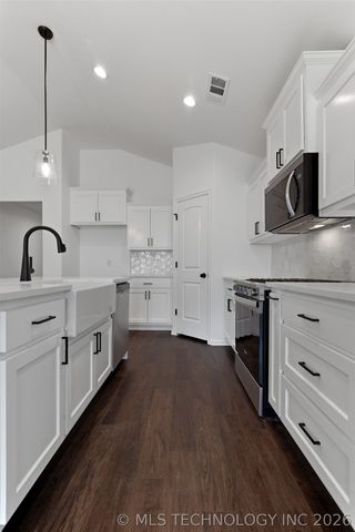 11408 E 93rd Place N, Owasso, OK 74055