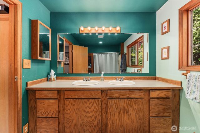 12310 461st Avenue SE, North Bend, WA 98045