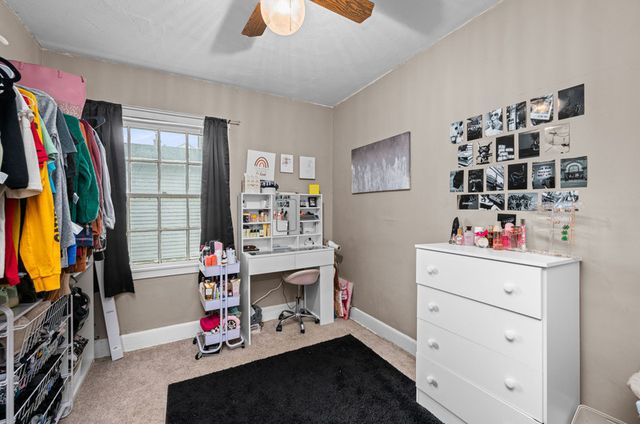 209 S Hazelwood Avenue, Davenport, IA 52802