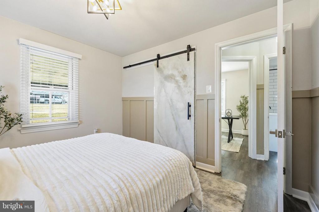 Image 13 of property listing at 15029 CLEAR SPRING RD, Williamsport, MD 21795