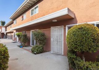 1060 E Washington Ave 5, Escondido, CA 92025