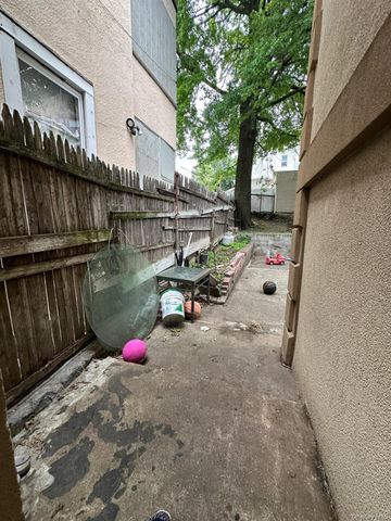 110 Beech Street, Yonkers, NY 10701