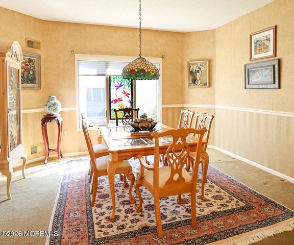 7 Sherwood Drive, Jamesburg, NJ 08831