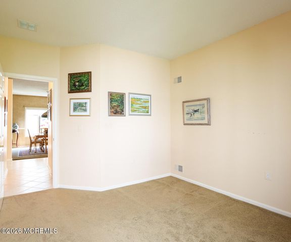 7 Sherwood Drive, Jamesburg, NJ 08831