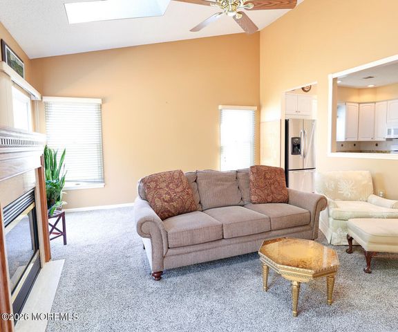 7 Sherwood Drive, Jamesburg, NJ 08831