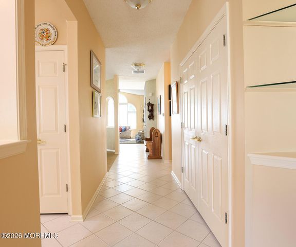 7 Sherwood Drive, Jamesburg, NJ 08831
