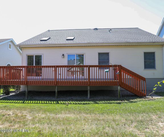 7 Sherwood Drive, Jamesburg, NJ 08831