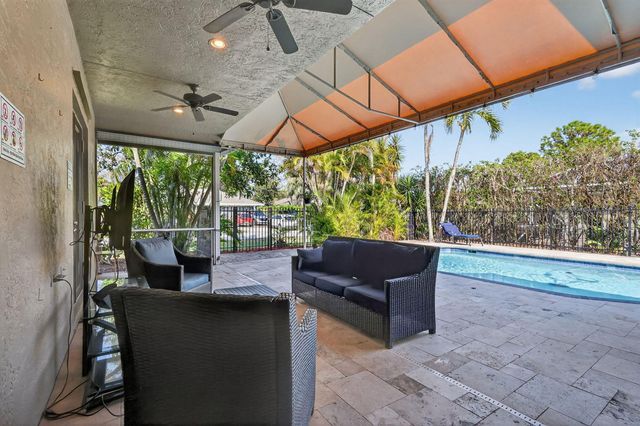 1500 Firethorn Drive, Wellington, FL 33414