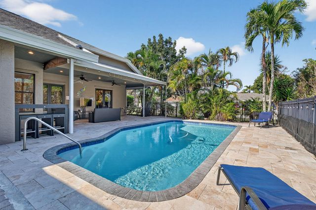 1500 Firethorn Drive, Wellington, FL 33414