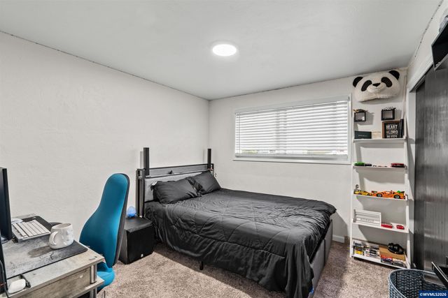 2593 Honeysuckle Wy NE, Salem, OR 97301