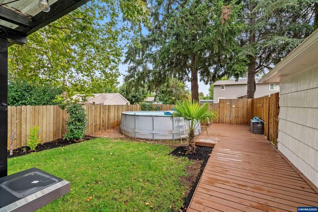 2593 Honeysuckle Wy NE, Salem, OR 97301