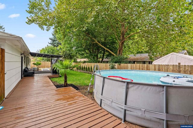 2593 Honeysuckle Wy NE, Salem, OR 97301