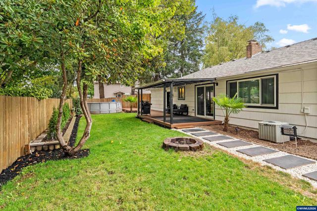 2593 Honeysuckle Wy NE, Salem, OR 97301