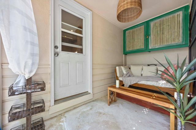 43708 Log Cabin Trail, Lake Hughes, CA 93532