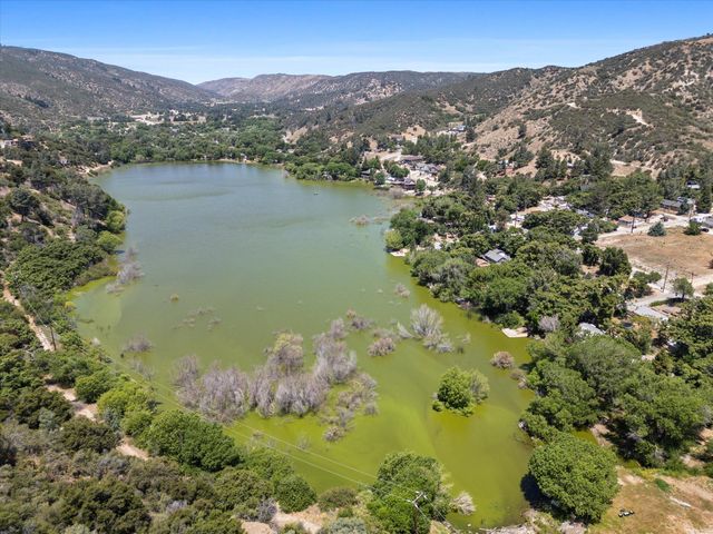 43708 Log Cabin Trail, Lake Hughes, CA 93532