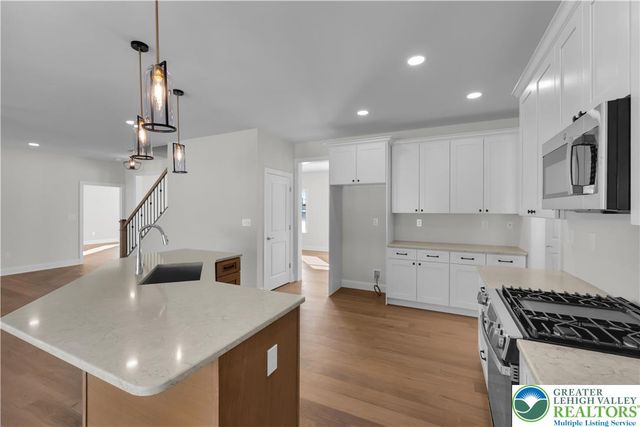 1480 Bushkill Center Road, Bushkill Twp, PA 18064