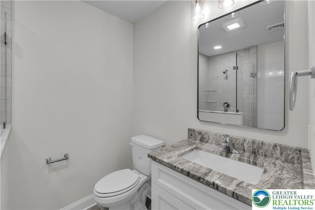 1480 Bushkill Center Road, Bushkill Twp, PA 18064