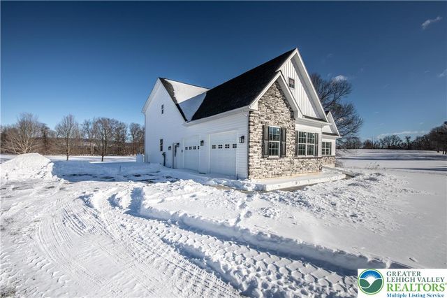 1480 Bushkill Center Road, Bushkill Twp, PA 18064