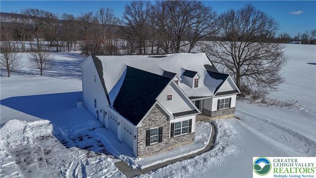 1480 Bushkill Center Road, Bushkill Twp, PA 18064