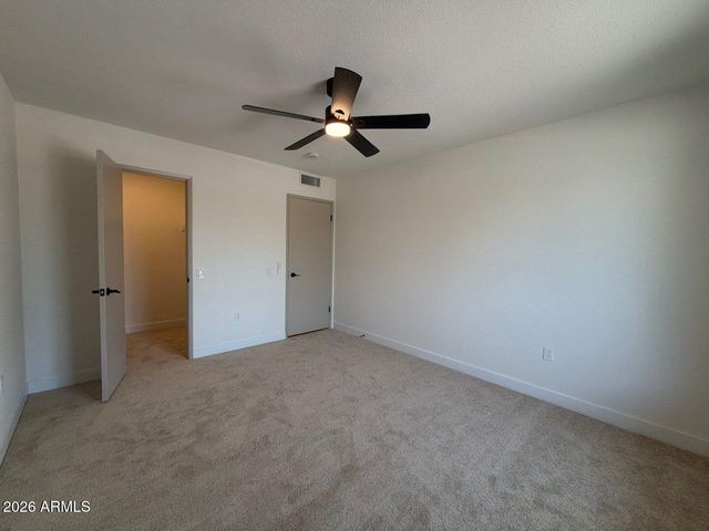 16005 N NICKLAUS Lane, Sun City, AZ 85351