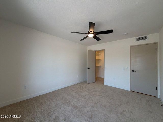 16005 N NICKLAUS Lane, Sun City, AZ 85351