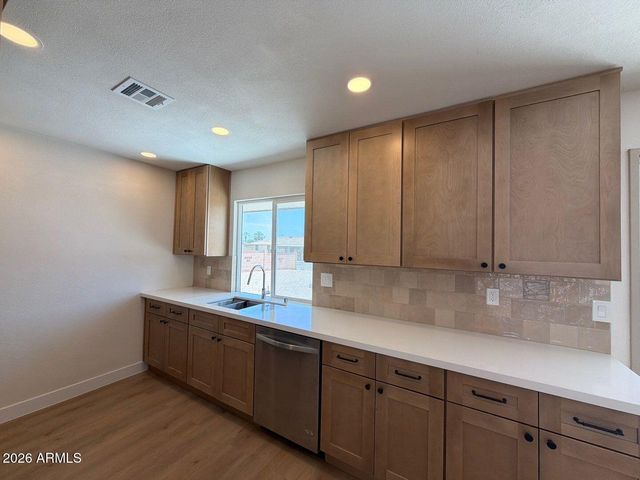 16005 N NICKLAUS Lane, Sun City, AZ 85351