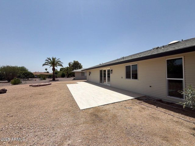 16005 N NICKLAUS Lane, Sun City, AZ 85351