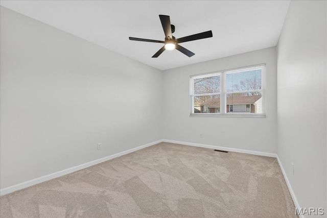 1061 Summer Tree Drive, Ballwin, MO 63011