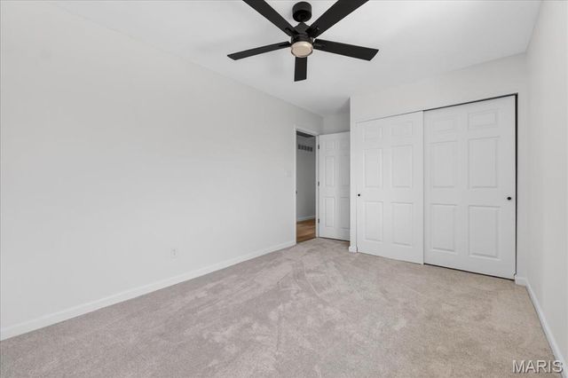 1061 Summer Tree Drive, Ballwin, MO 63011