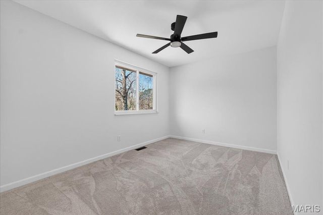 1061 Summer Tree Drive, Ballwin, MO 63011