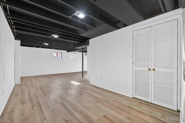 1061 Summer Tree Drive, Ballwin, MO 63011