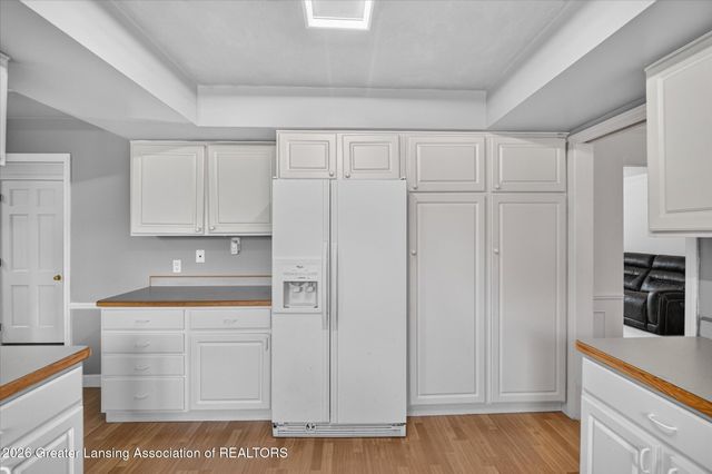 4912 Plum Hollow Drive, Lansing, MI 48917